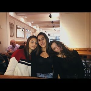 Meet your Posher, Sema